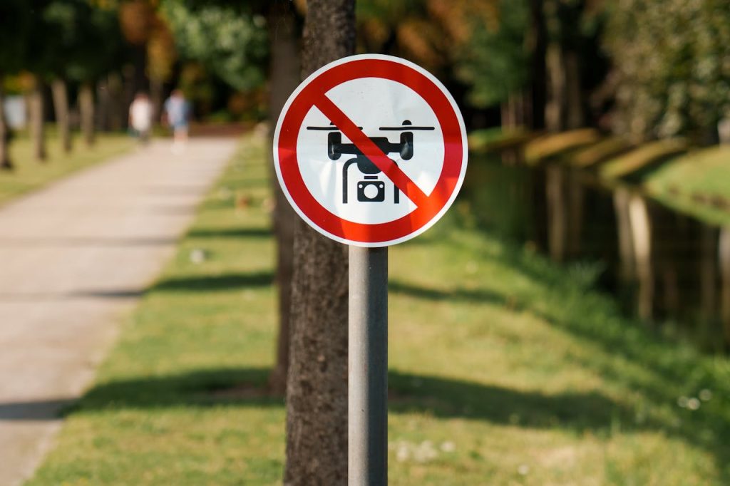 no drones sign national park