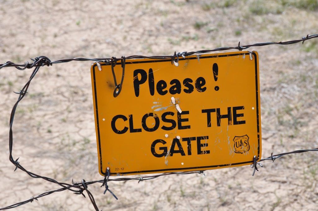 biosecurity farm gate sign